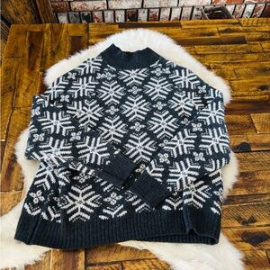 Old Navy Black and White Snowflake Turtleneck Sweater